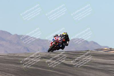 media/Dec-07-2025-CVMA (Sun) [[3e7d2de5dc]]/Race 6-The Shootout/